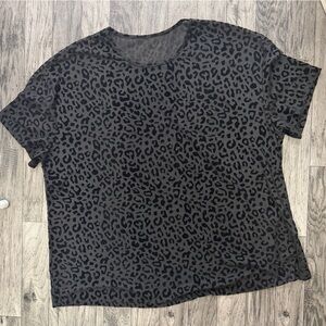 Black Leopard velvet burnout Print Blouse. Size 1x